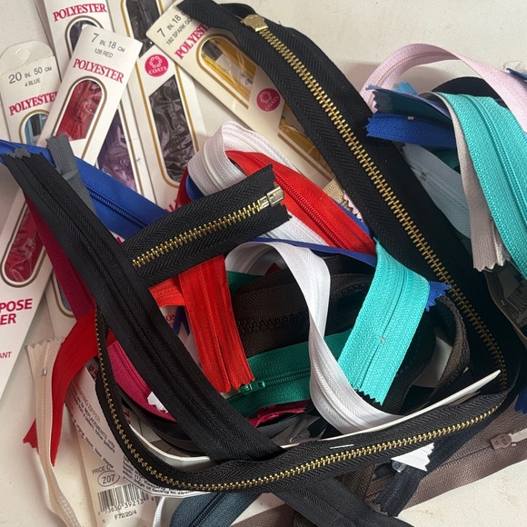 Multi-Color Zipper Set - Picture 1 of 5